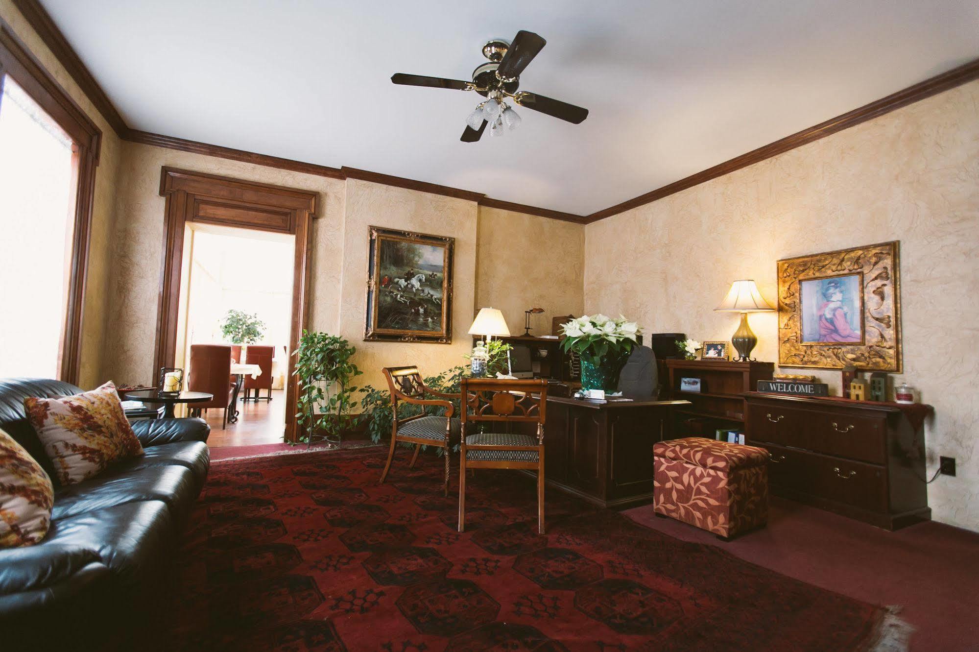The Mount Vernon Inn Екстер'єр фото